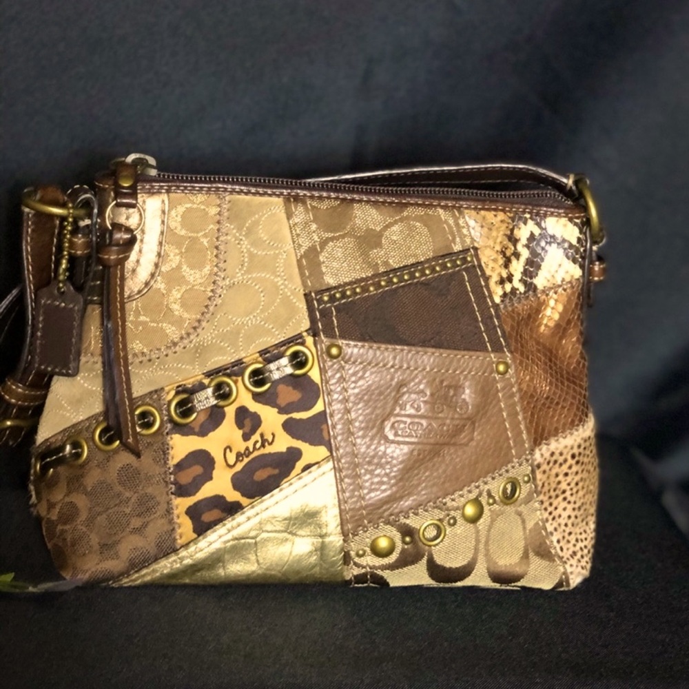 Coach ~ ✨ VINTAGE ✨~ ⭐️LIMITED EDITION⭐️ ~ RARE Patchwork Small Purse